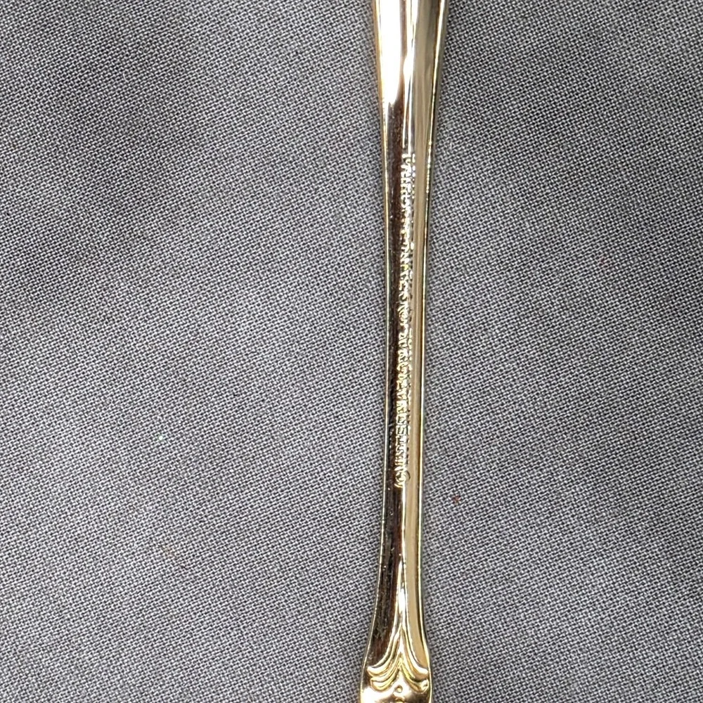 (X12) International Silver INS398 Gold Electroplate 6 5/8